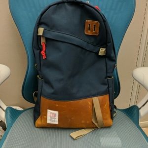 Topo Design Daypack